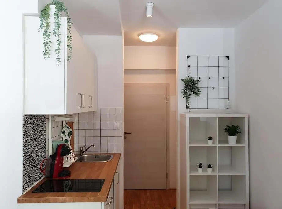 Happy Vibes Apartment, Charming & With Free Parking Ljubljana 0*,